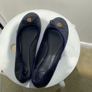 Tory Burch navy flats
